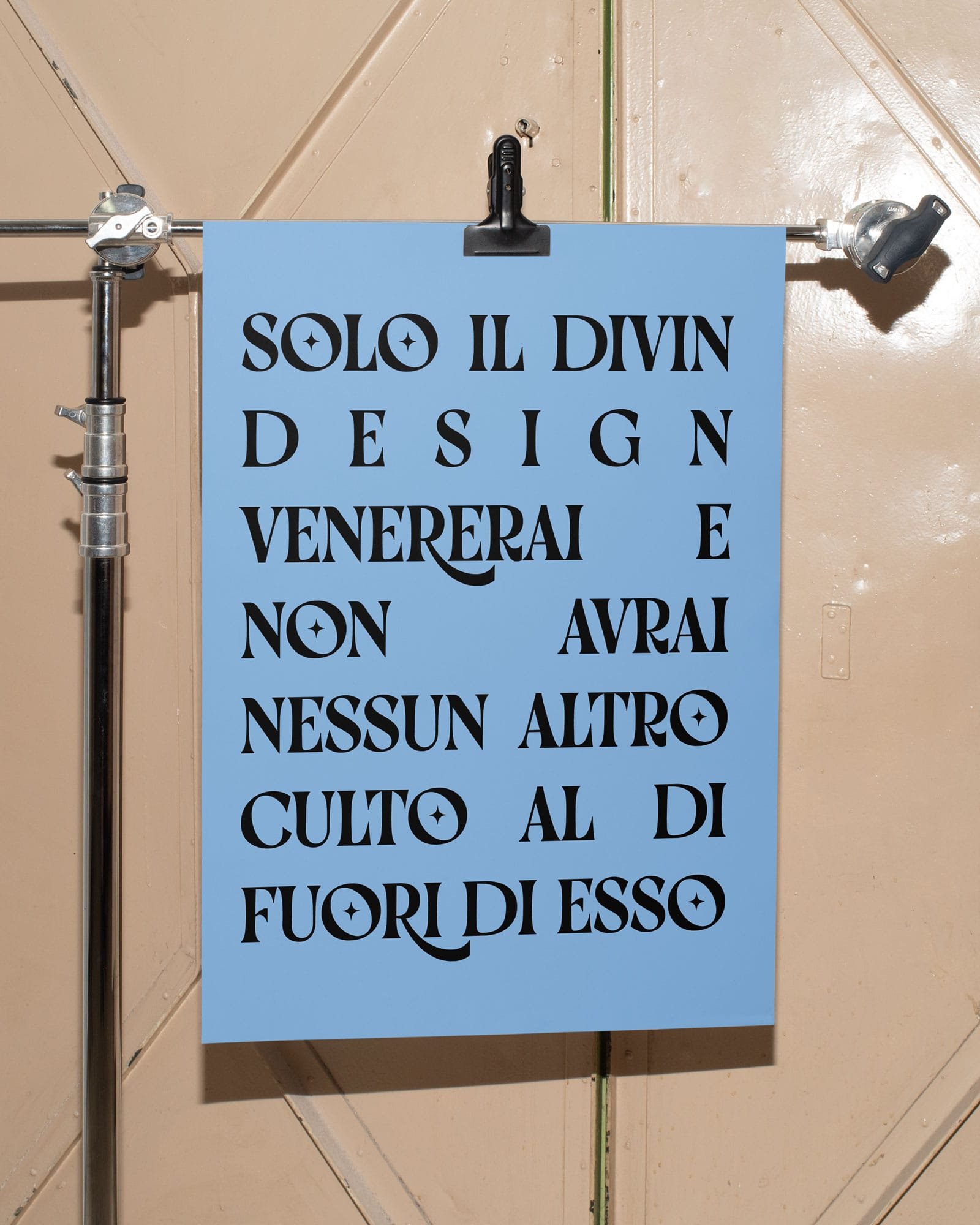 Copertina del progetto di graphic design dedicato ai 10 Comandamenti del designer moderno